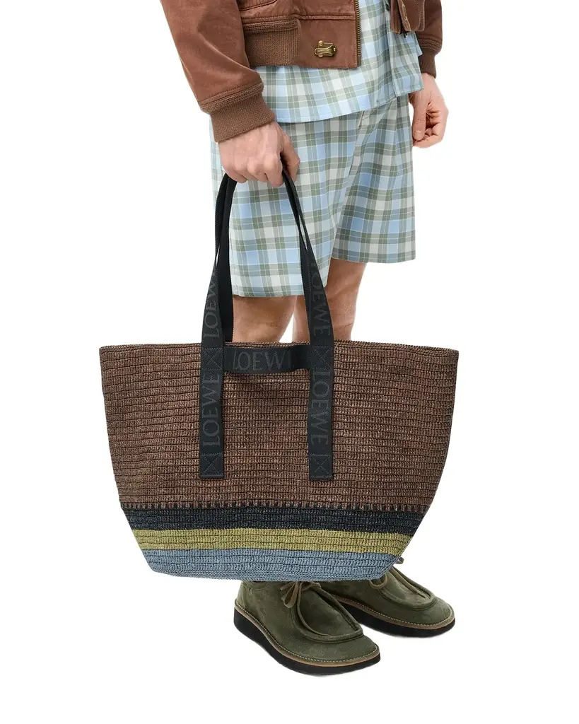 Loewe Men's Fold Raffia Shopper Tote Bag | Image 1 Loewe Men's Fold Raffia Shopper Tote Bag | Image 1