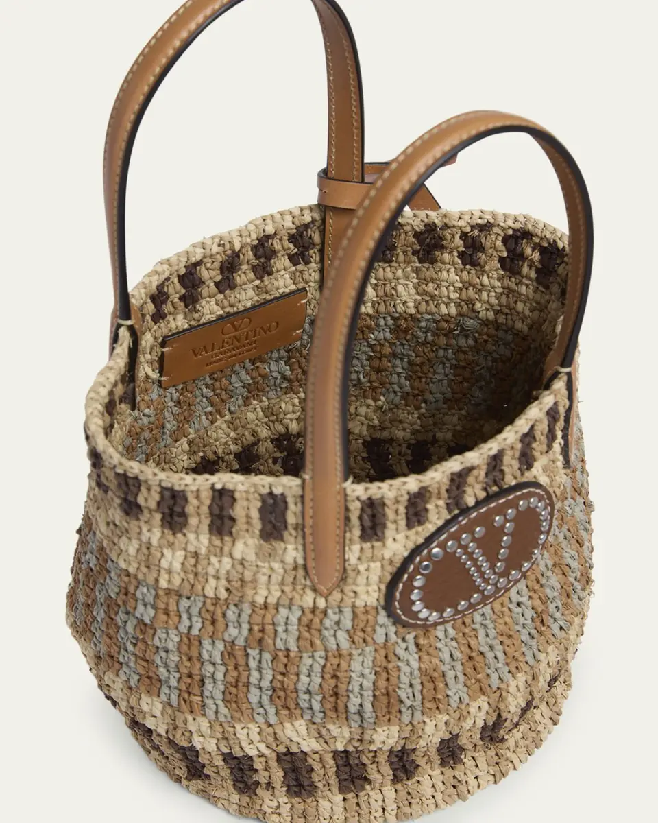 Valentino Garavani VLOGO Signature Small Crochet Bucket Bag | Thumbnail 4