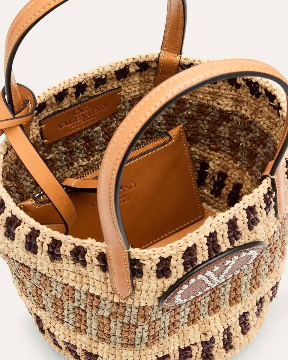 Valentino Garavani VLOGO Signature Small Crochet Bucket Bag | Thumbnail 7