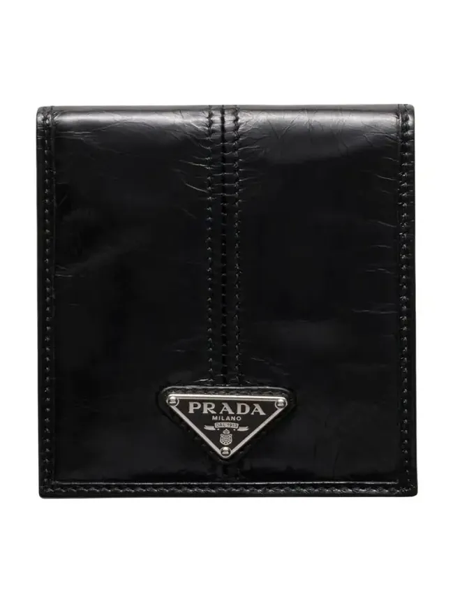 Men's Textured Leather Bifold Wallet