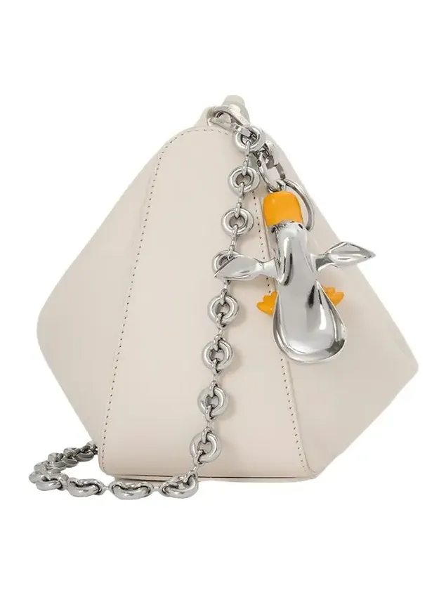 Donut Chain Shoulder Strap in Stainless Steel Donut Chain Shoulder Strap in Stainless Steel