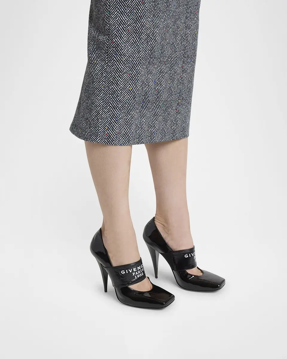 Givenchy Label Patent Leather Pumps | Thumbnail 6