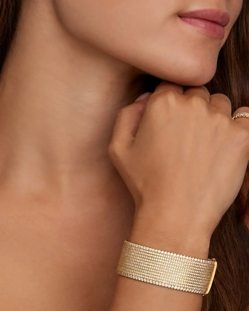 Jamie Wolf 18K Yellow Gold Twelve Row Diamond Hinged Bangle | Thumbnail 3 Jamie Wolf 18K Yellow Gold Twelve Row Diamond Hinged Bangle | Thumbnail 3