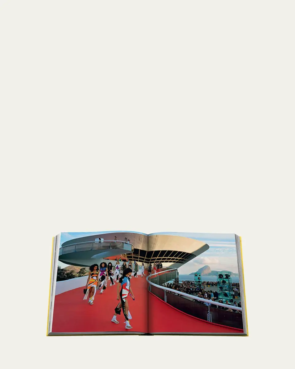 ASSOULINE "From Louis to Vuitton" Book by Arthur Dreyfus | Thumbnail 5 ASSOULINE "From Louis to Vuitton" Book by Arthur Dreyfus | Thumbnail 5