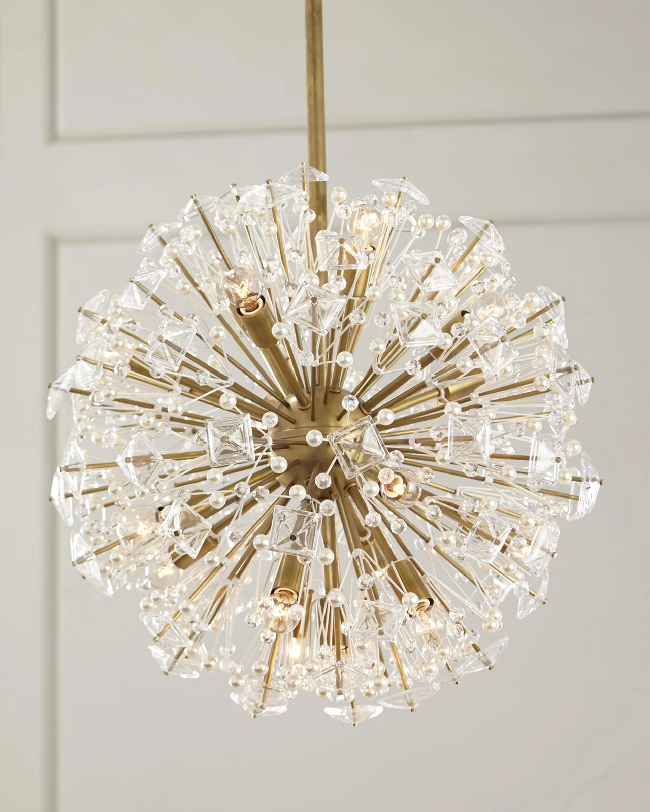 Visual Comfort Signature Dickinson Medium Chandelier