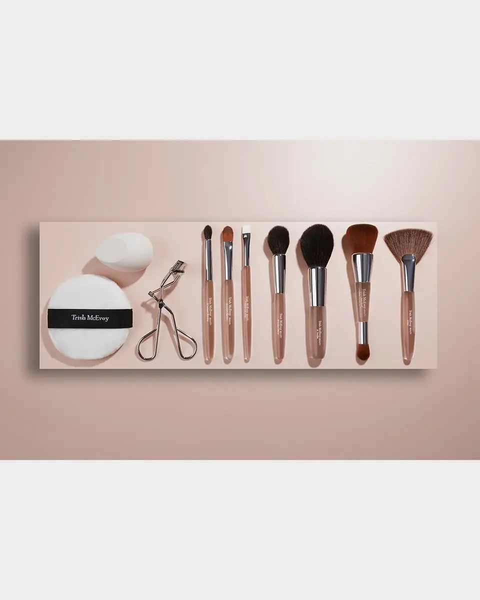 Trish McEvoy Brush No. 23 - Petite Angled Crease Contour Brush | Thumbnail 2 Trish McEvoy Brush No. 23 - Petite Angled Crease Contour Brush | Thumbnail 2