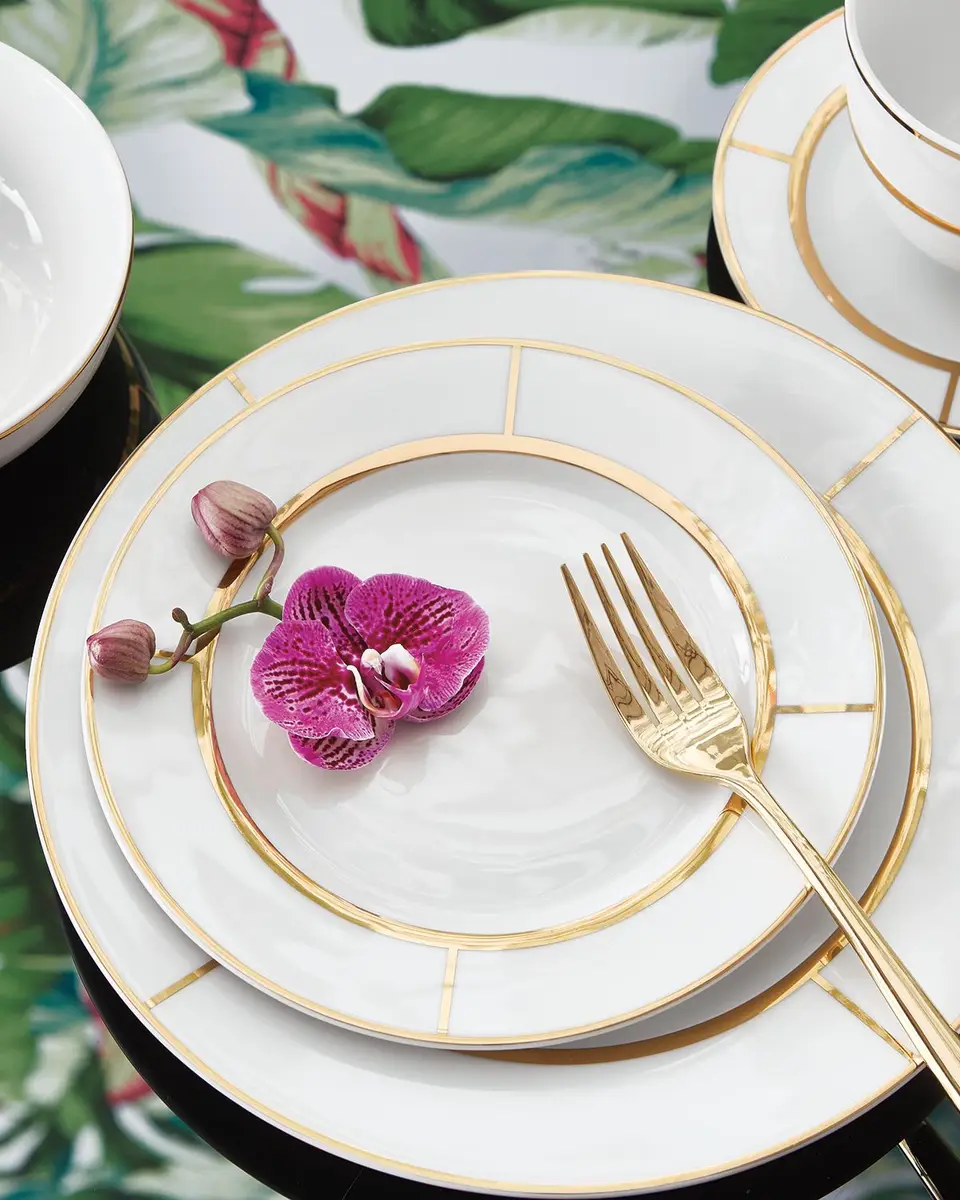 Neiman Marcus 16-Piece Vienna Dinnerware Set | Thumbnail 3 Neiman Marcus 16-Piece Vienna Dinnerware Set | Thumbnail 3