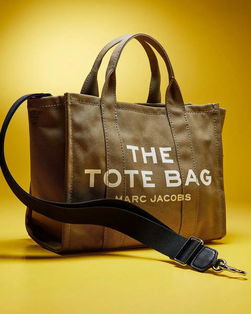 Marc Jacobs The Medium Canvas Tote Bag | Thumbnail 4 Marc Jacobs The Medium Canvas Tote Bag | Thumbnail 4