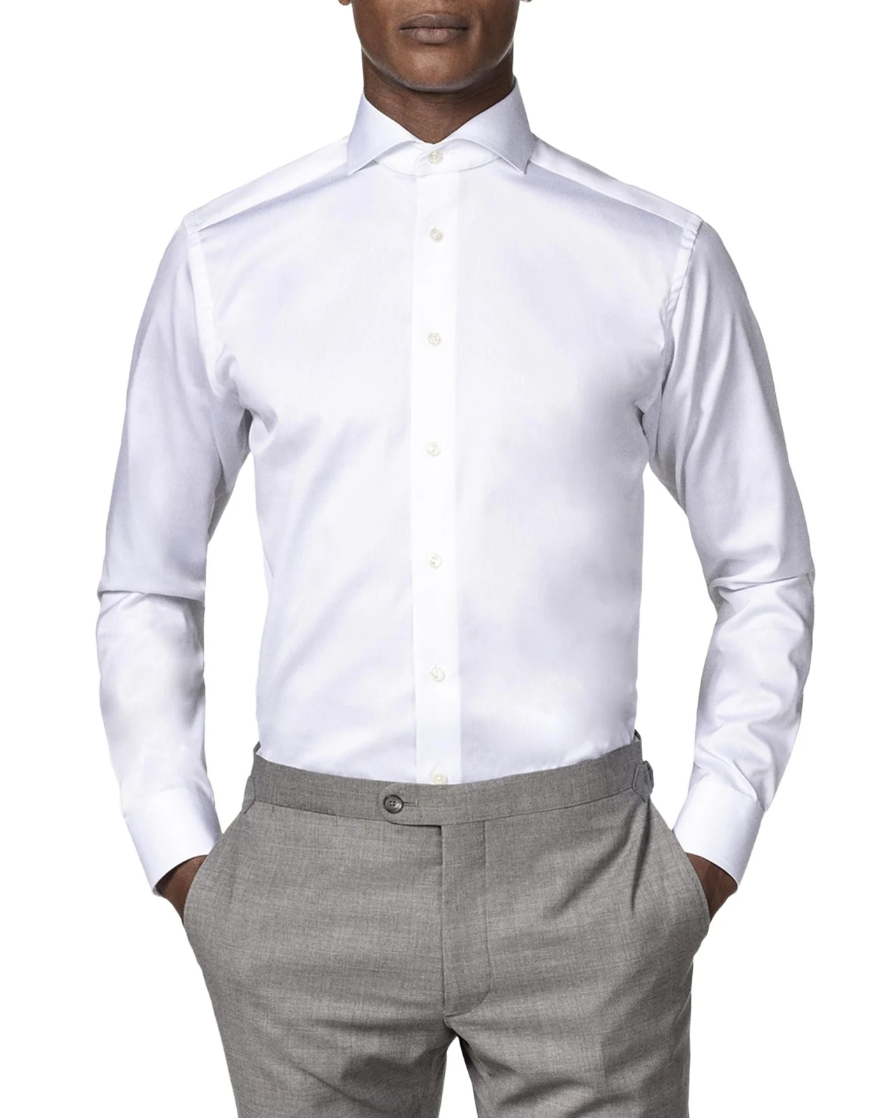 Men's Slim-Fit Twill Dress Shirt with Cutaway Collar