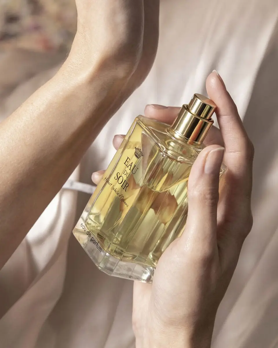 Sisley-Paris Eau du Soir Parfum Spray | Thumbnail 4