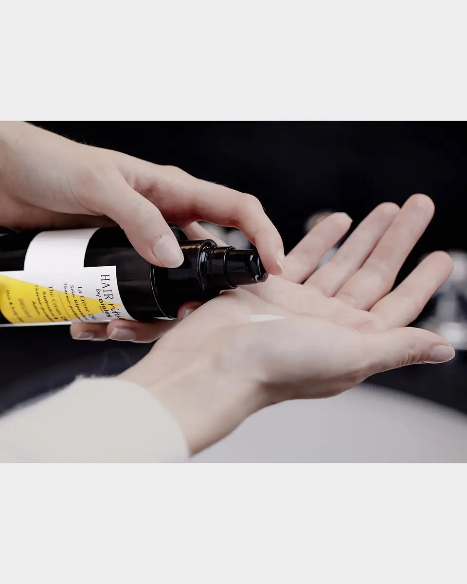 Sisley-Paris La Creme 230 Restorative & Thermo-Protective Action | Thumbnail 2 Sisley-Paris La Creme 230 Restorative & Thermo-Protective Action | Thumbnail 2