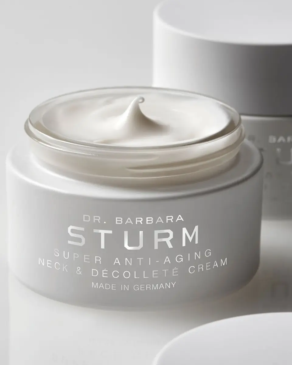 Dr. Barbara Sturm Super Anti-Aging Neck & Decollete Cream | Thumbnail 4 Dr. Barbara Sturm Super Anti-Aging Neck & Decollete Cream | Thumbnail 4