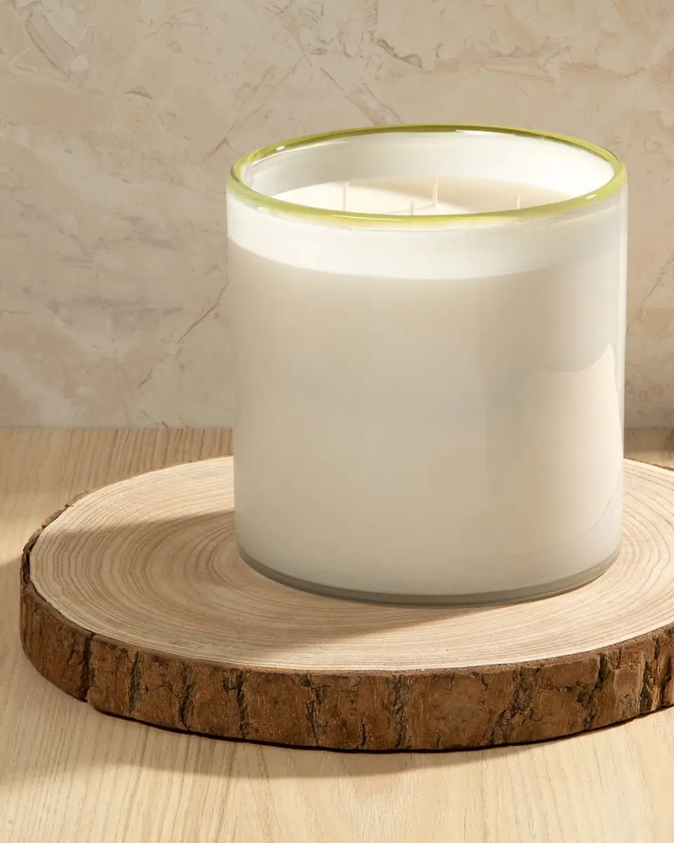 LAFCO New York Feu de Bois Luxe 4-Wick 86oz Candle | Thumbnail 2 LAFCO New York Feu de Bois Luxe 4-Wick 86oz Candle | Thumbnail 2