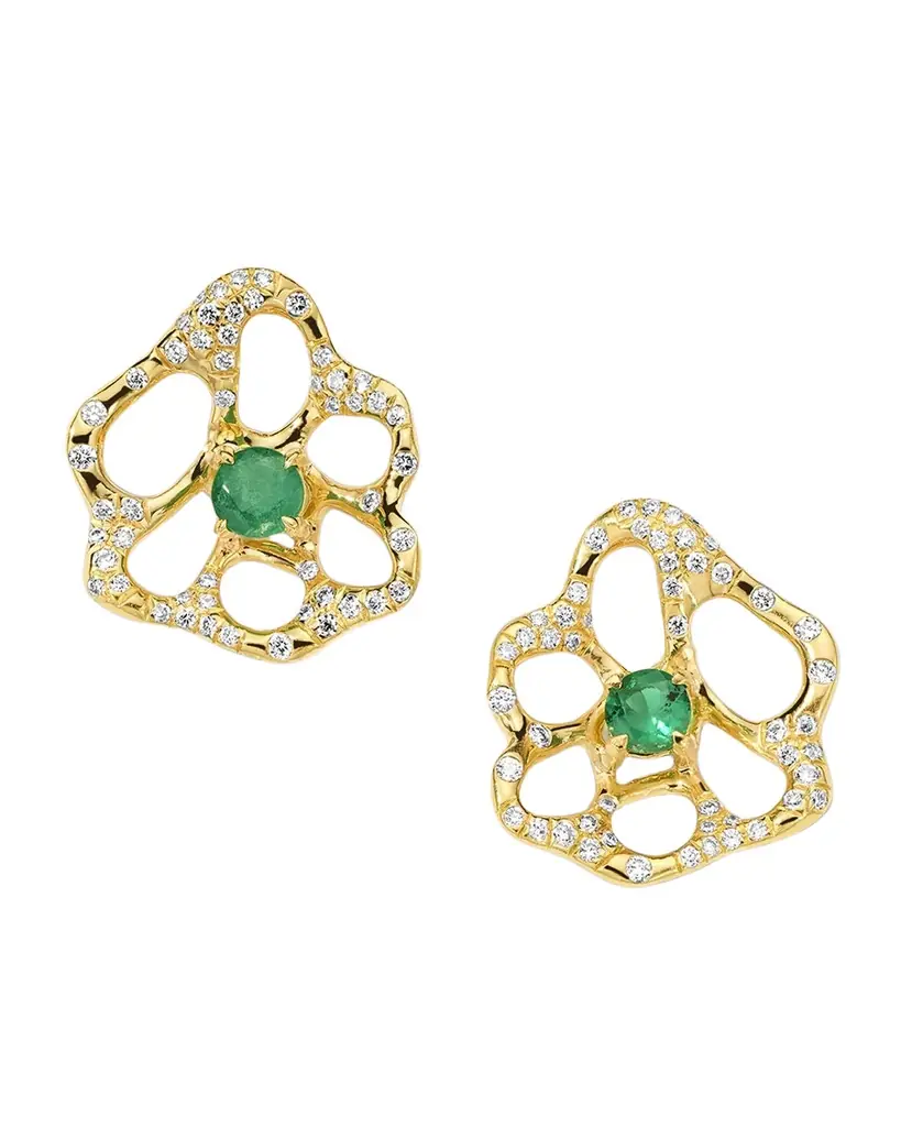 18K Stardust Drizzle Small Flower Stud Earrings with Green Emerald and Diamonds 18K Stardust Drizzle Small Flower Stud Earrings with Green Emerald and Diamonds