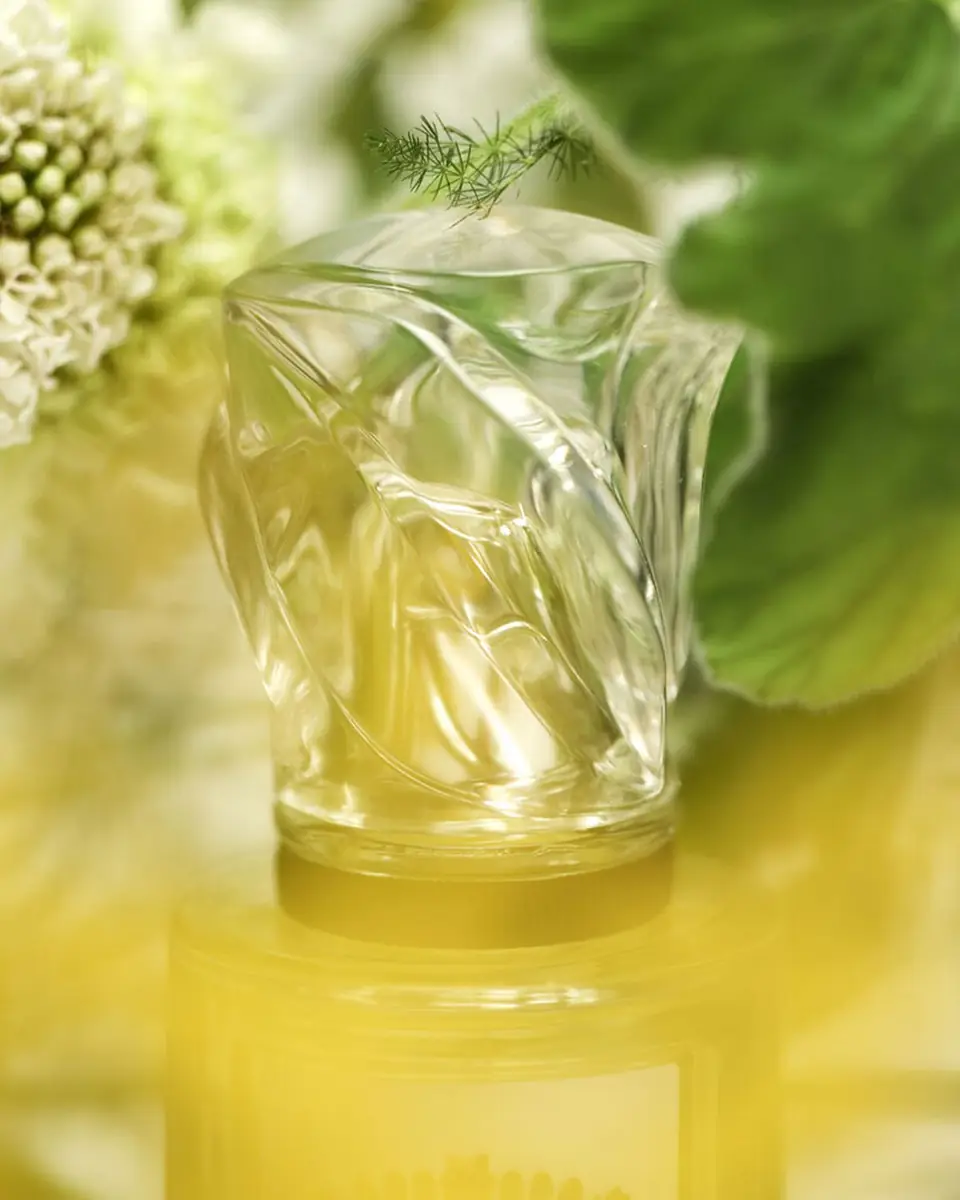 Sisley-Paris L 'Eau Revee d 'Hubert Eau de Toilette | Thumbnail 4 Sisley-Paris L 'Eau Revee d 'Hubert Eau de Toilette | Thumbnail 4