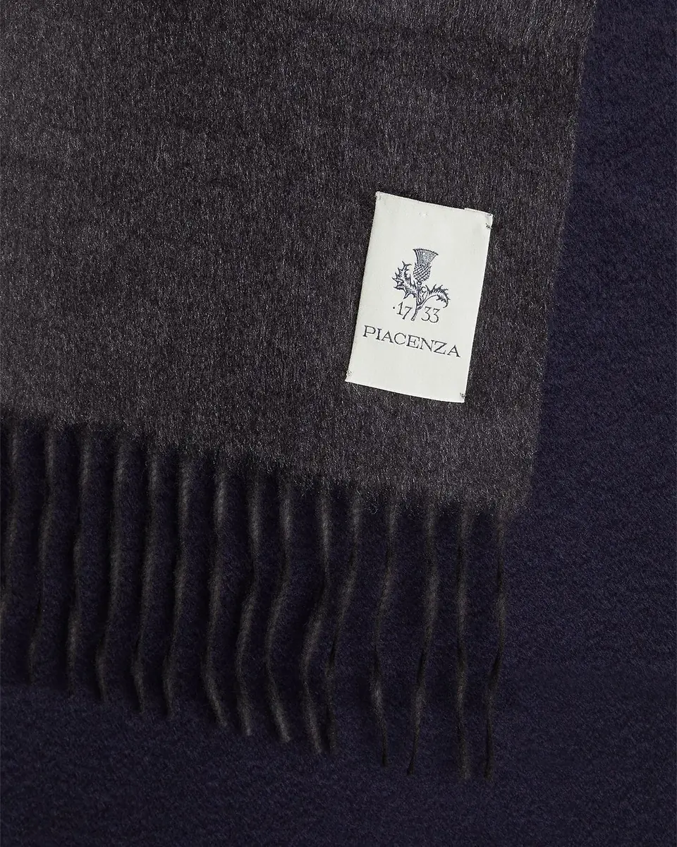 PIACENZA 1733 Men's Two-Tone Cashmere-Silk Scarf | Thumbnail 4 PIACENZA 1733 Men's Two-Tone Cashmere-Silk Scarf | Thumbnail 4