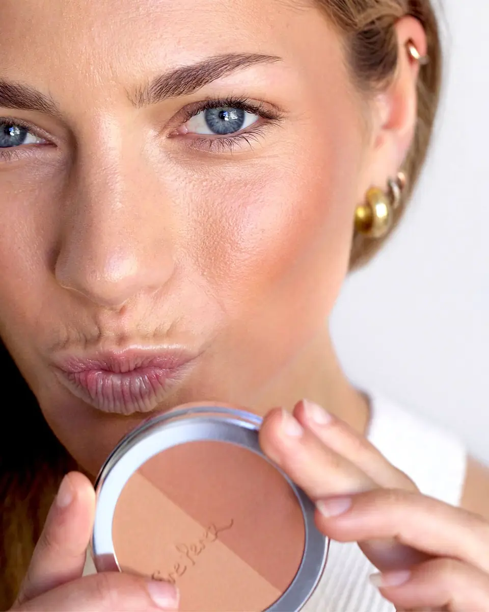 Ere Perez Rice Powder Bronzer | Thumbnail 3