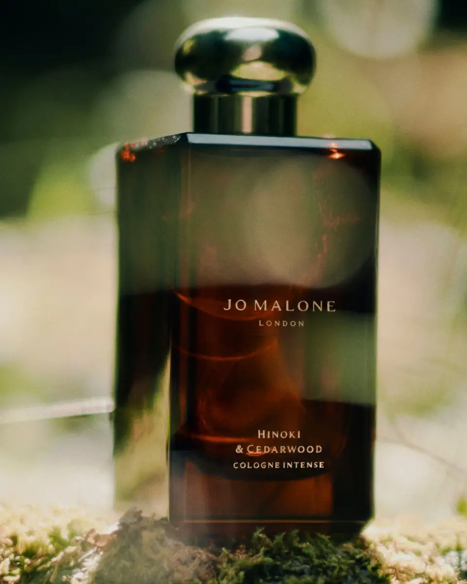 Jo Malone London Hinoki & Cedarwood Cologne Intense, 50 mL | Thumbnail 3 Jo Malone London Hinoki & Cedarwood Cologne Intense, 50 mL | Thumbnail 3