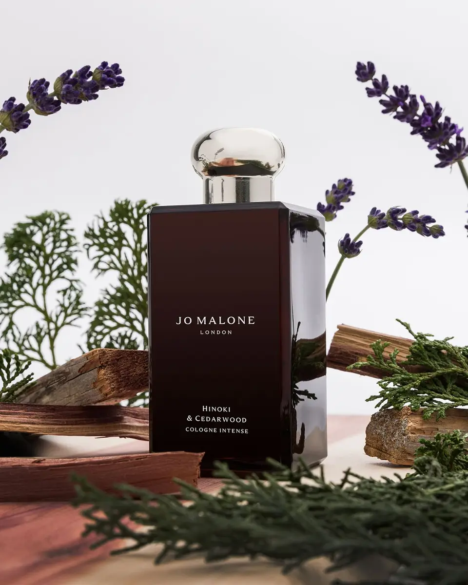 Jo Malone London Hinoki & Cedarwood Cologne Intense, 50 mL | Thumbnail 4 Jo Malone London Hinoki & Cedarwood Cologne Intense, 50 mL | Thumbnail 4