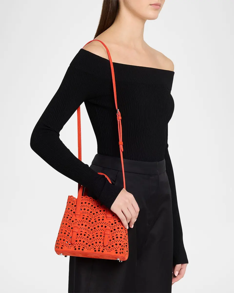 ALAÏA Le Click Medium Shoulder Bag in Suede | Thumbnail 45 ALAÏA Le Click Medium Shoulder Bag in Suede | Thumbnail 45