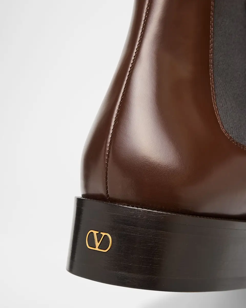 Valentino Garavani Men's Pas Des Dieux Smooth Calfskin Chelsea Boots | Thumbnail 5 Valentino Garavani Men's Pas Des Dieux Smooth Calfskin Chelsea Boots | Thumbnail 5