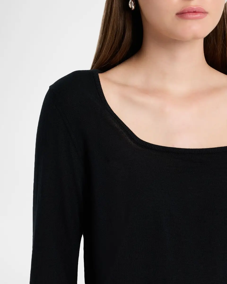Dolce & Gabbana Scoop-Neck Cashmere Sweater | Thumbnail 5 Dolce & Gabbana Scoop-Neck Cashmere Sweater | Thumbnail 5