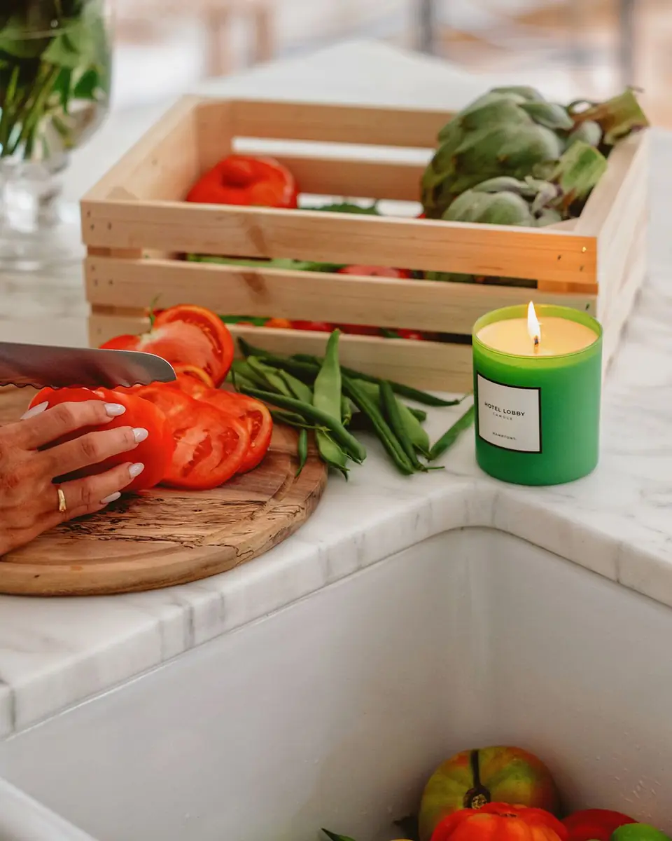 Hotel Lobby Candle Hamptons Candle, 9.75 oz. | Thumbnail 3