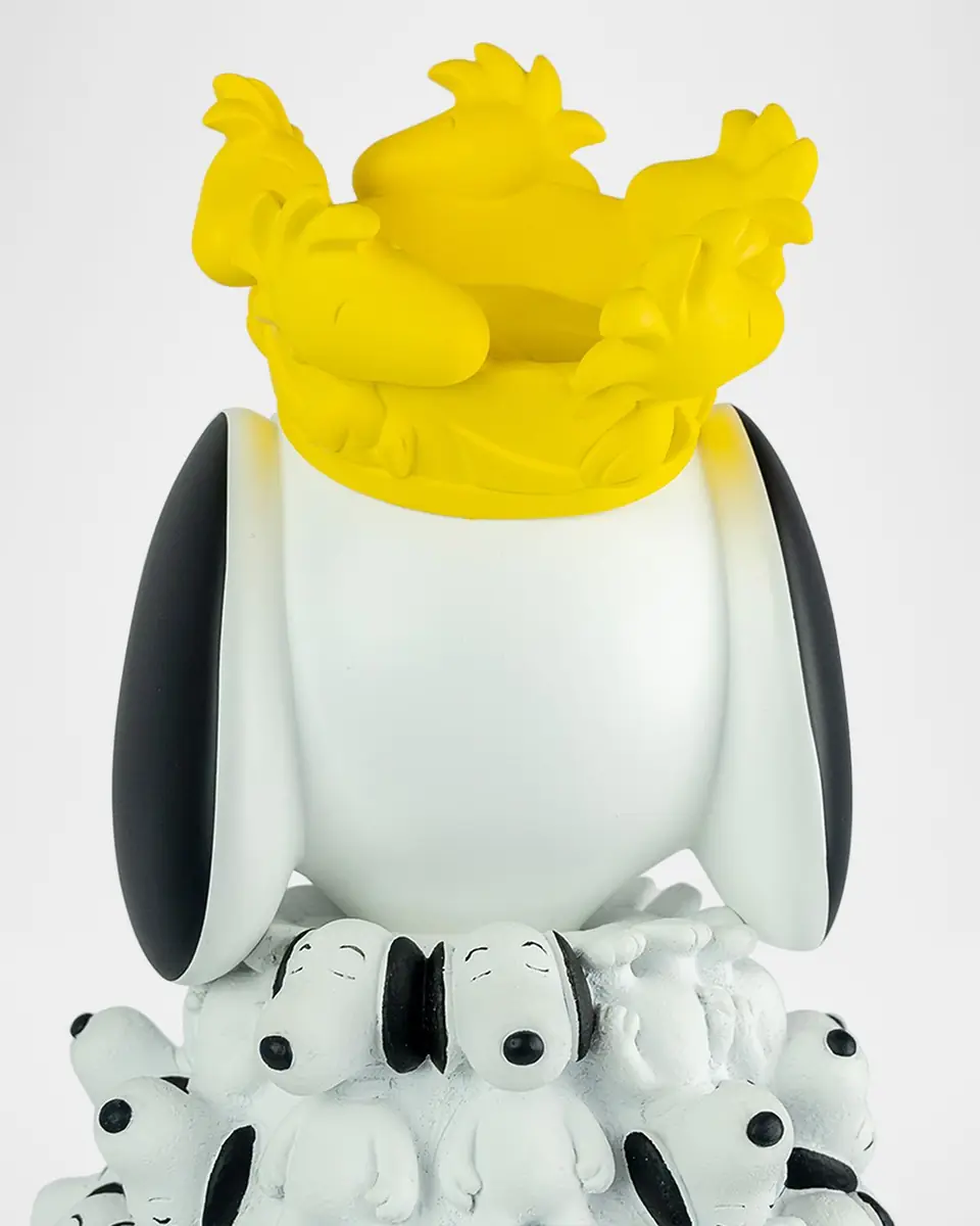 LEBLON DELIENNE x Jean-Charles de Castelbajac Limited Edition King Snoopy Small Sculpture | Thumbnail 5 LEBLON DELIENNE x Jean-Charles de Castelbajac Limited Edition King Snoopy Small Sculpture | Thumbnail 5