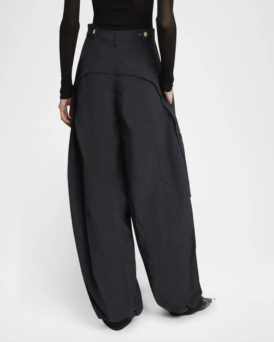 Jacquemus The Oval Cargo Pants | Thumbnail 3 Jacquemus The Oval Cargo Pants | Thumbnail 3