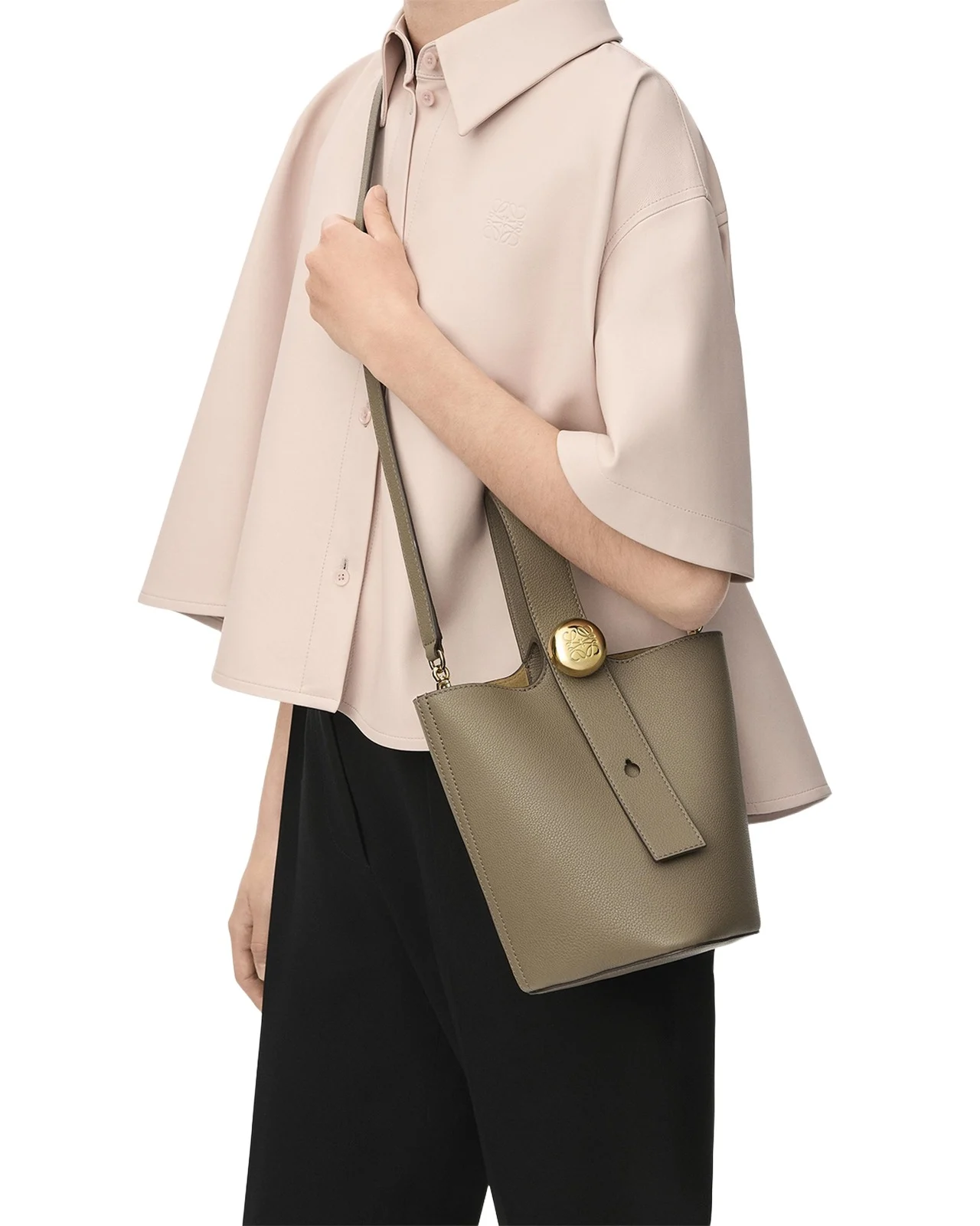 Loewe Pebble Mini Bucket Bag in Grain Leather