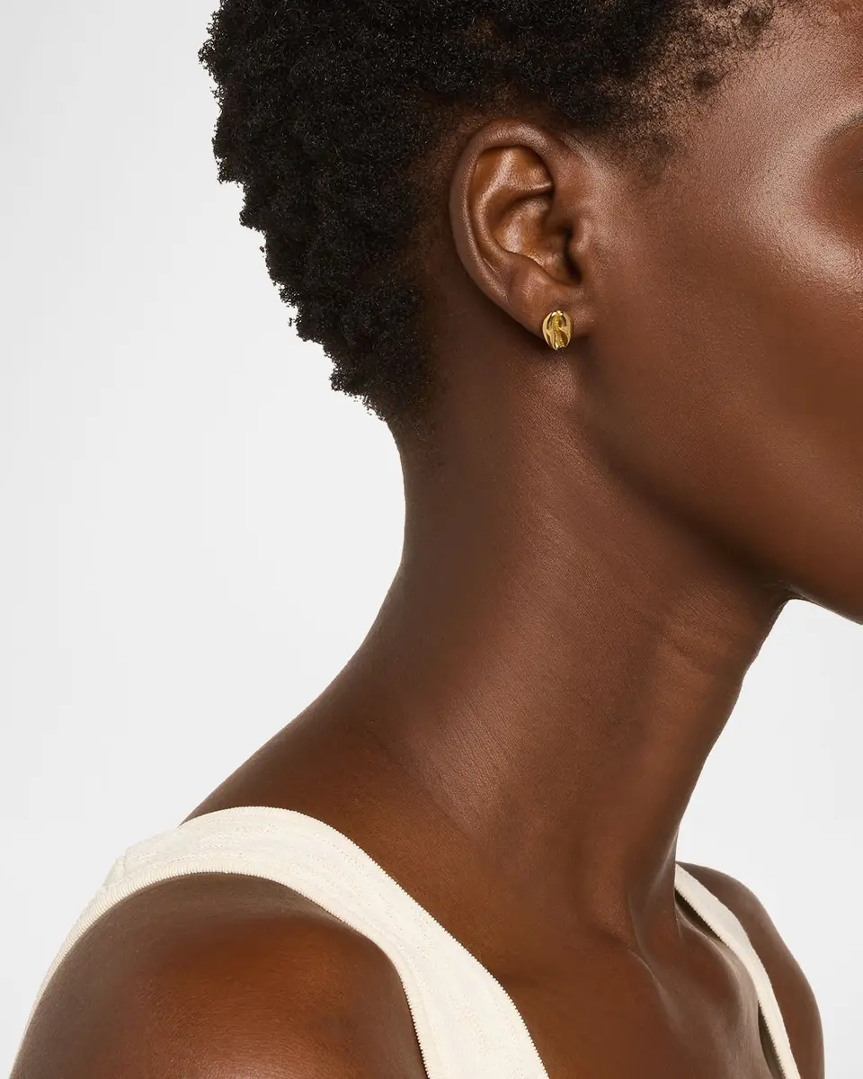 ALMASIKA 18K Le Cauri Petite Stud Earrings | Image 1 ALMASIKA 18K Le Cauri Petite Stud Earrings | Image 1