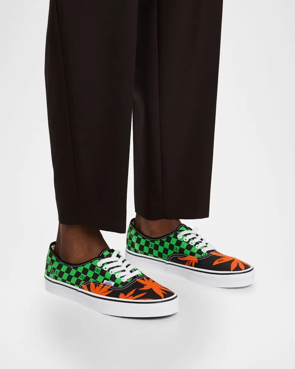 Valentino Garavani x Vans Men's Tess St VLogo Tropical Canvas Low-Top Sneakers | Thumbnail 10 Valentino Garavani x Vans Men's Tess St VLogo Tropical Canvas Low-Top Sneakers | Thumbnail 10