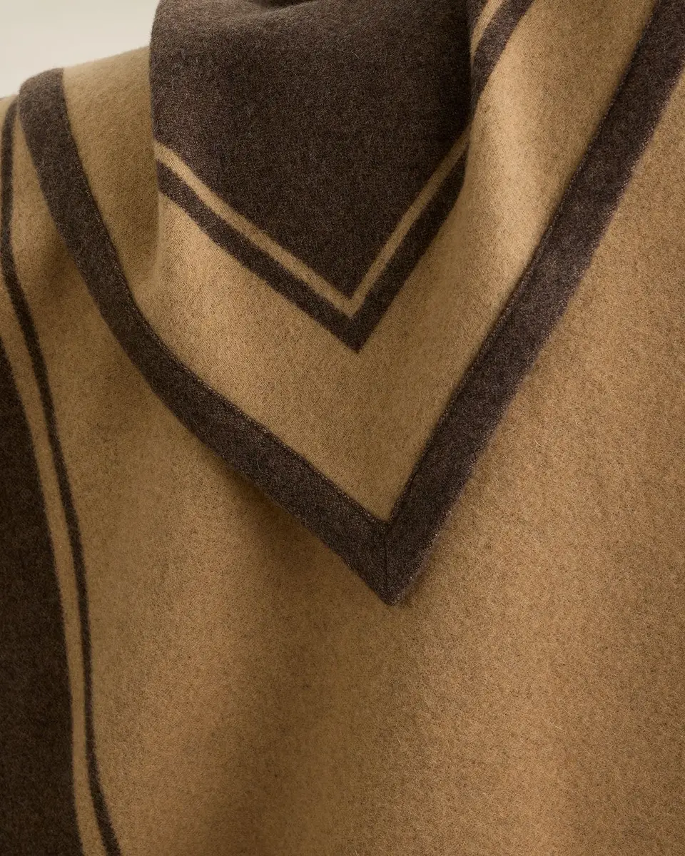 Sofia Cashmere Skyline Border Stripe Cashmere Throw, 56" x 72" | Thumbnail 8 Sofia Cashmere Skyline Border Stripe Cashmere Throw, 56" x 72" | Thumbnail 8