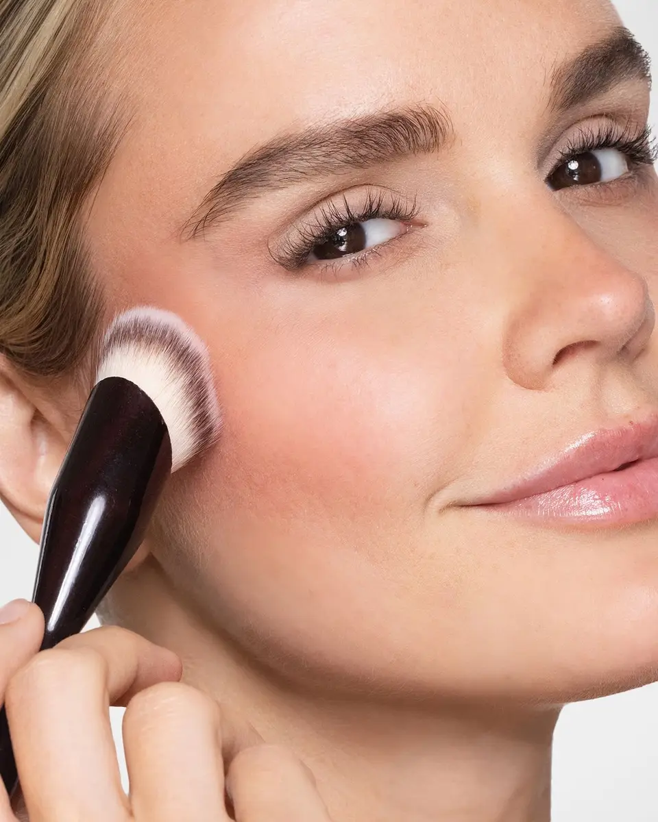Trish McEvoy Va Va Voom Tapered Brush | Thumbnail 2