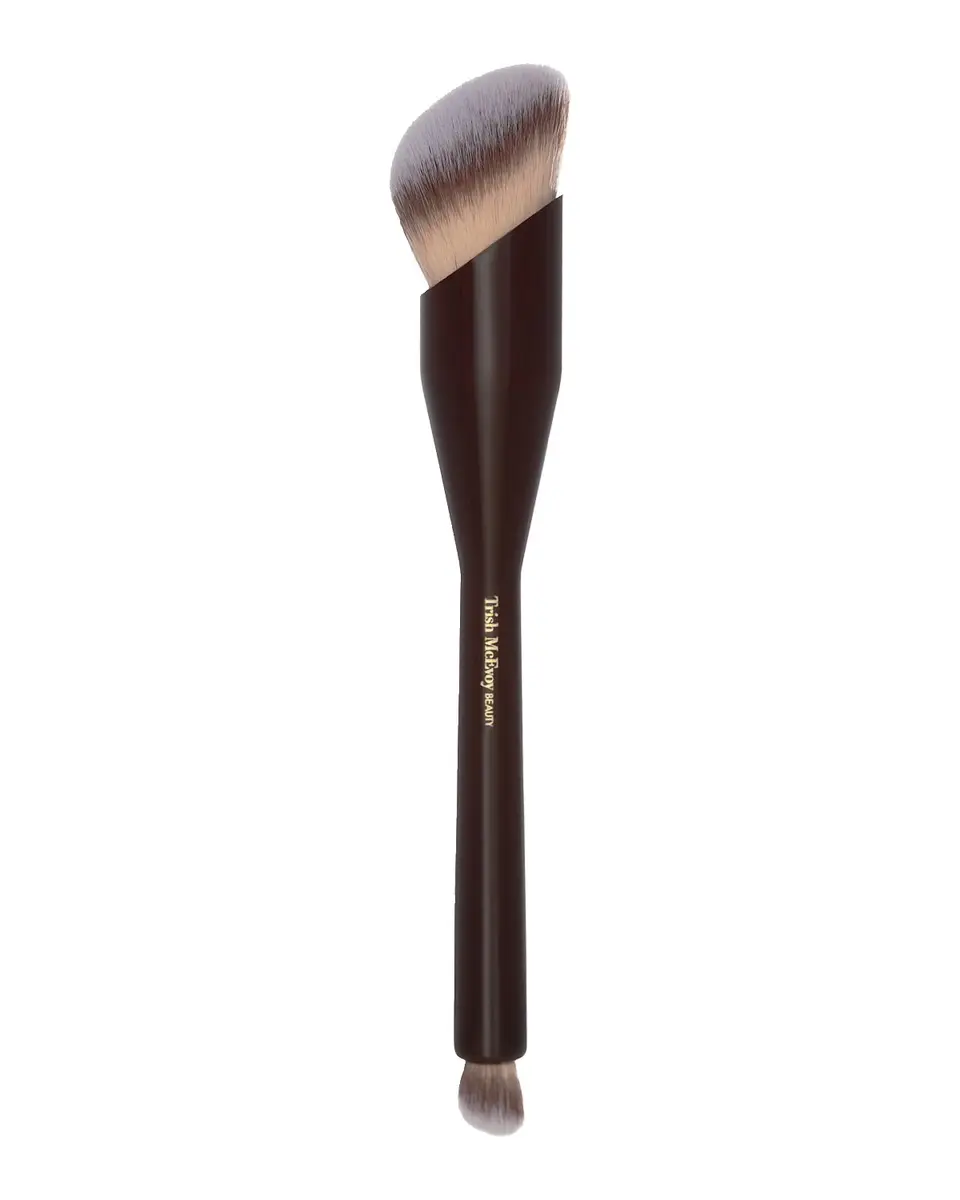 Trish McEvoy Va Va Voom Tapered Brush | Thumbnail 3