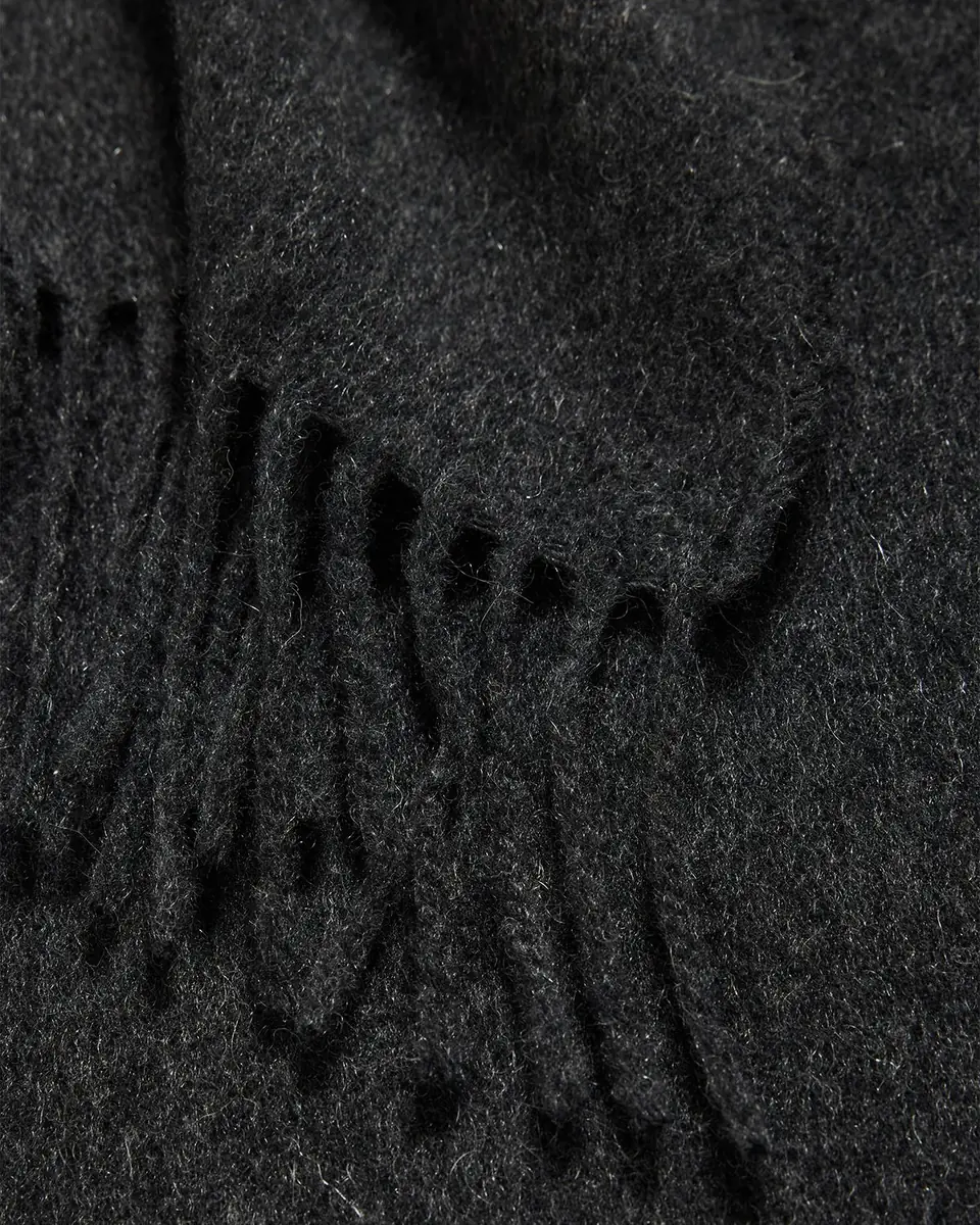 Toteme Cashmere and Wool Scarf | Thumbnail 3
