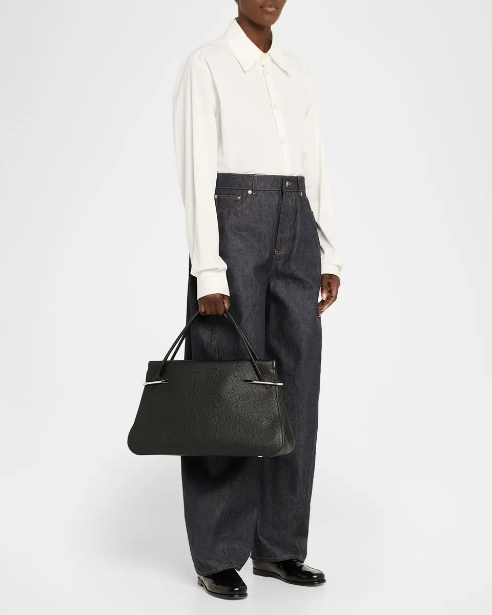 Givenchy Pinch Large Shoulder Bag in Grain Leather | Thumbnail 4 Givenchy Pinch Large Shoulder Bag in Grain Leather | Thumbnail 4
