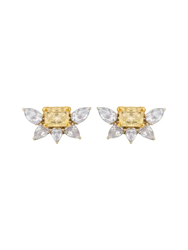 4.31ct Diamond 18K Gold Half Flower Earrings 4.31ct Diamond 18K Gold Half Flower Earrings
