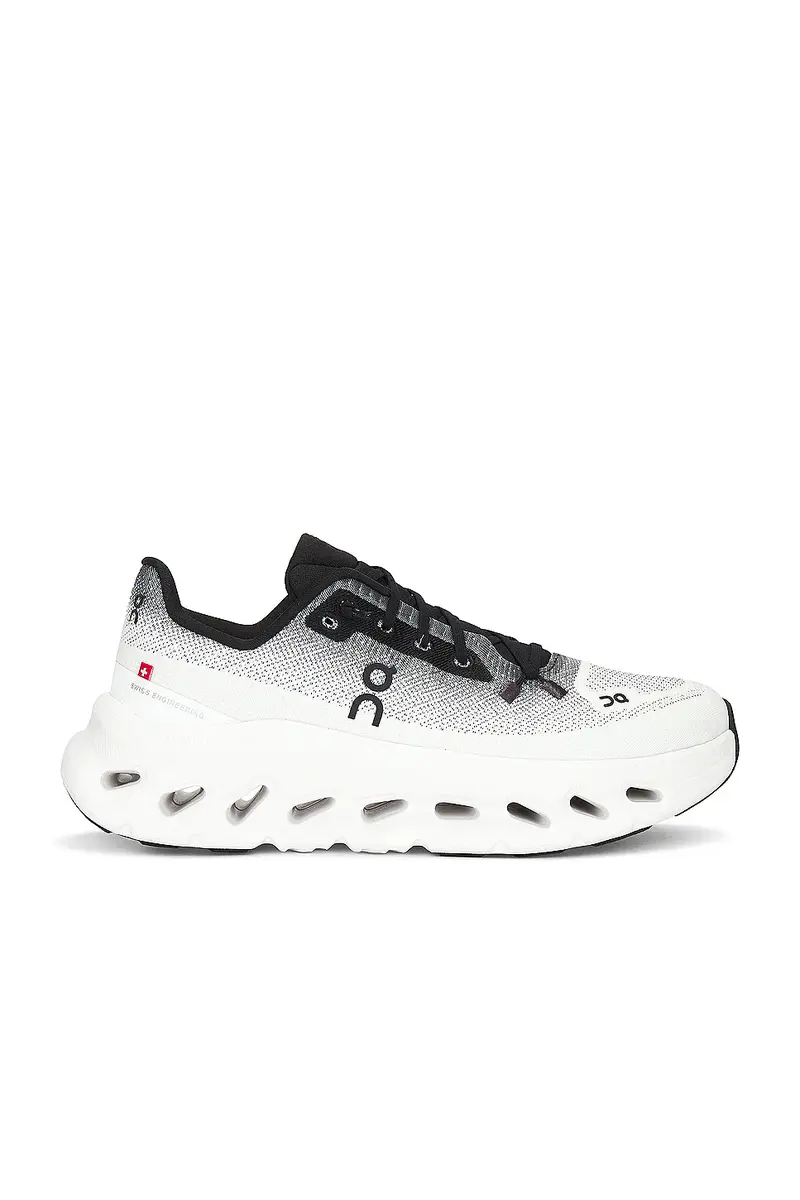 On Cloudtilt Sneaker | Image 1 On Cloudtilt Sneaker | Image 1