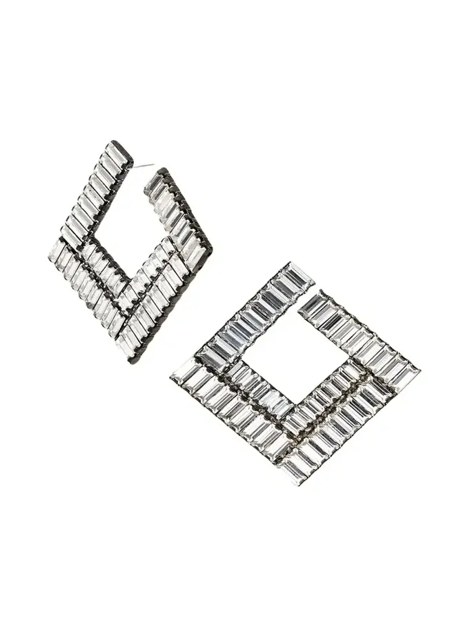 Auden Bianca Square Forward-Facing Hoop Earrings