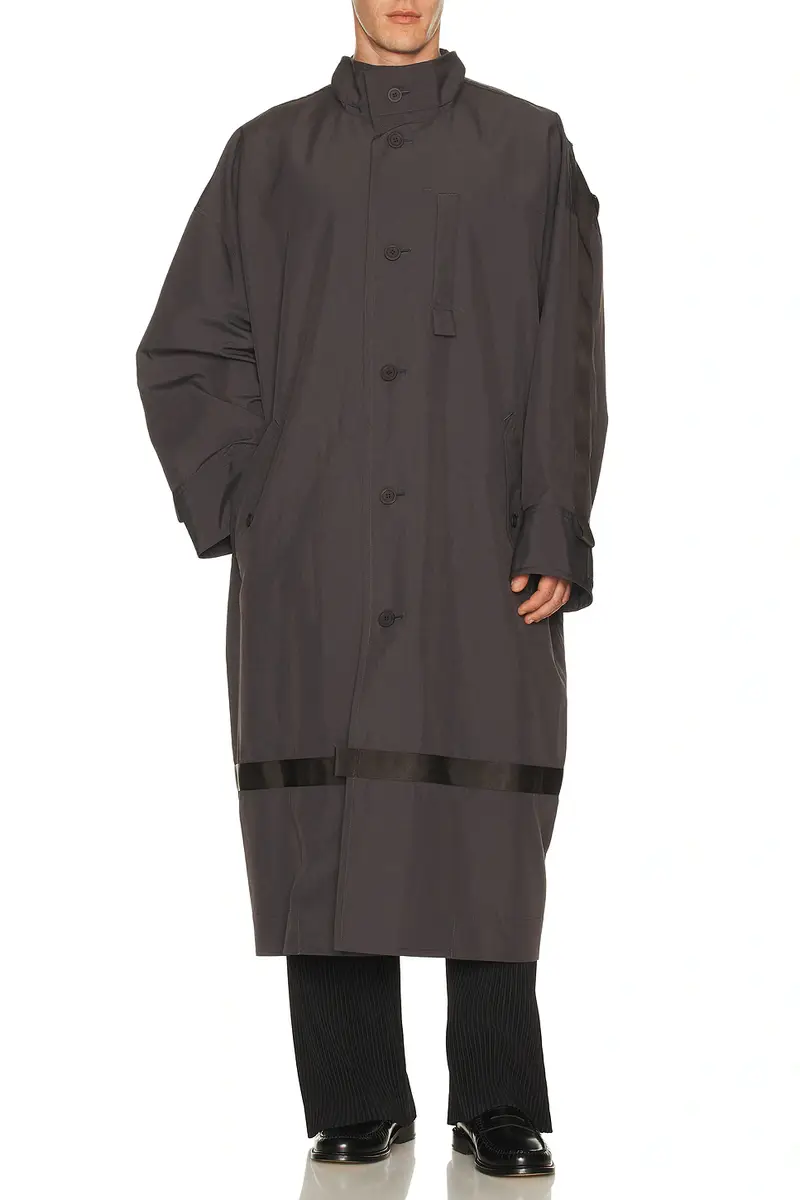 Homme Plissé Issey Miyake Carrier Carried Coat | Thumbnail 2