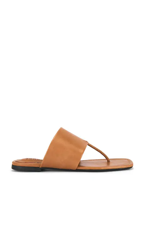 Schutz Martha Flat | Image 1 Schutz Martha Flat | Image 1