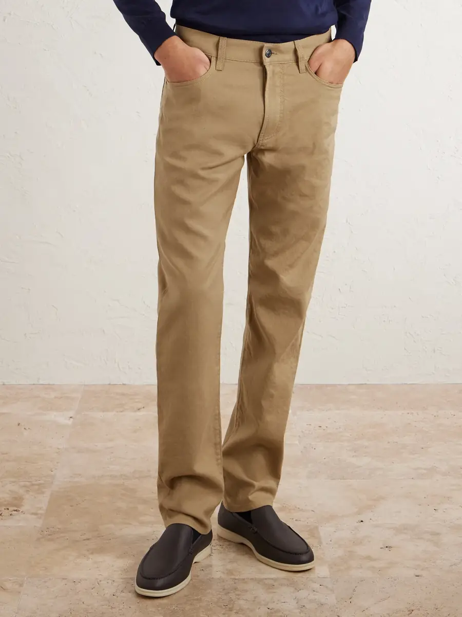Loro Piana Quarona Straight-Leg Jeans - Men | Thumbnail 3 Loro Piana Quarona Straight-Leg Jeans - Men | Thumbnail 3