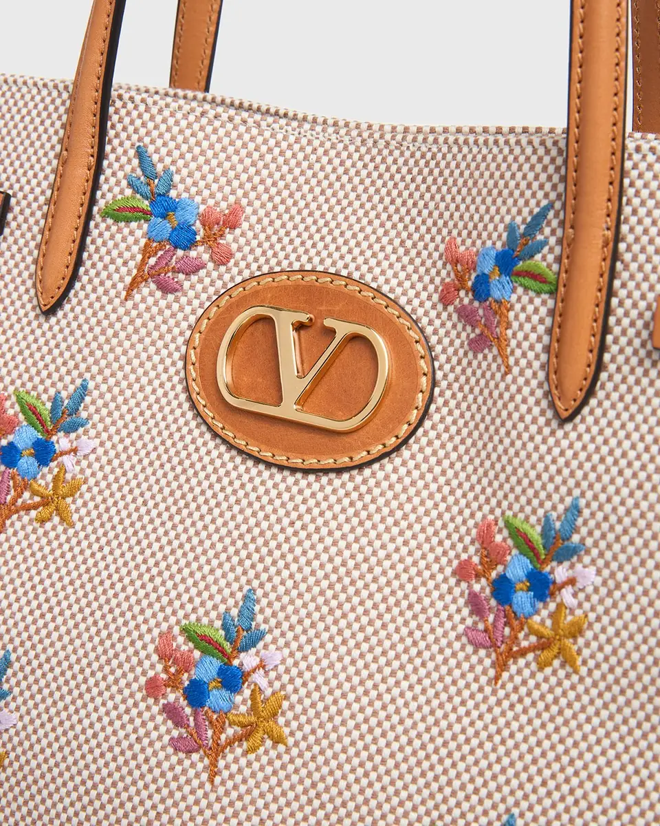Valentino Garavani Floral-Embroidered Canvas Tote Bag | Thumbnail 10