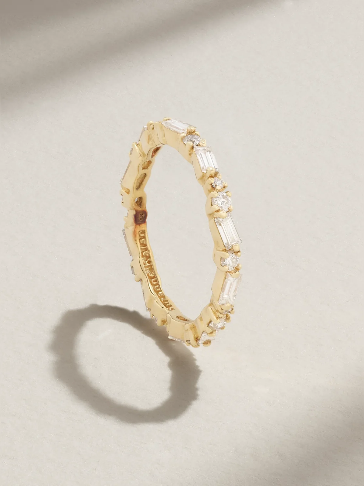 18-karat Gold Diamond Ring 18-karat Gold Diamond Ring