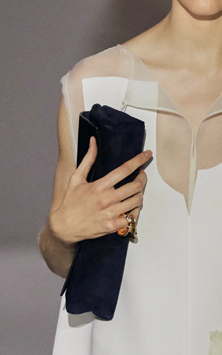 Khaite Audrey Suede Clutch | Thumbnail 4
