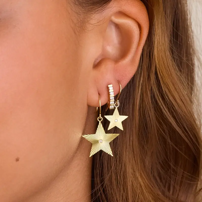 Jennifer Meyer 70s Star Earrings | Thumbnail 4 Jennifer Meyer 70s Star Earrings | Thumbnail 4