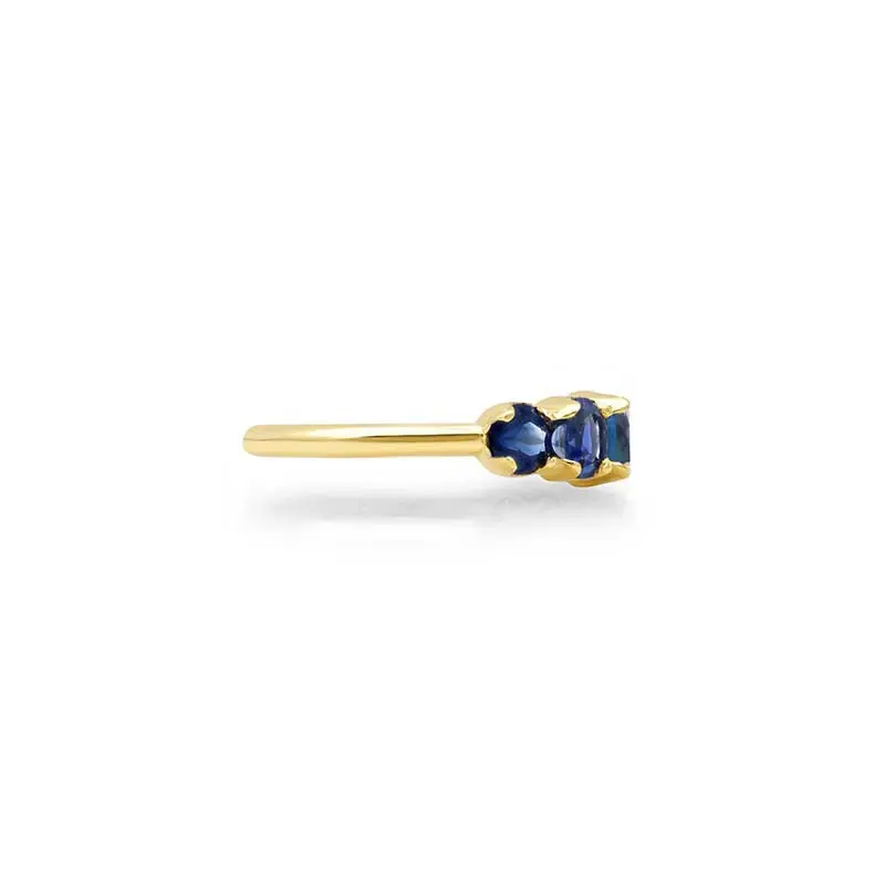 Jennifer Meyer Large Graduated Blue Sapphire Ring | Thumbnail 3 Jennifer Meyer Large Graduated Blue Sapphire Ring | Thumbnail 3