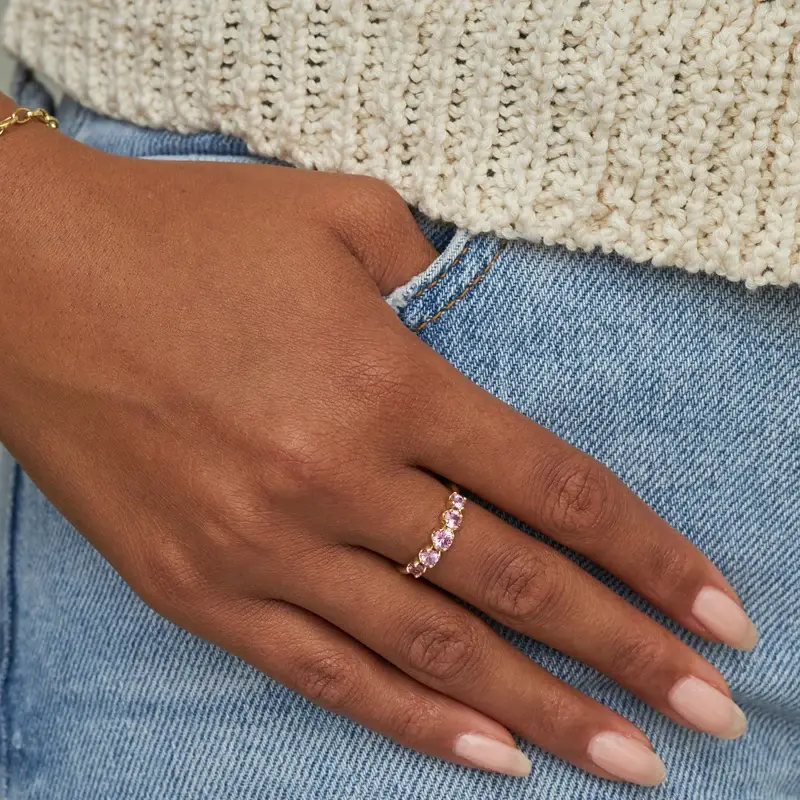 Jennifer Meyer Pink Sapphire Graduated Ring | Thumbnail 2 Jennifer Meyer Pink Sapphire Graduated Ring | Thumbnail 2
