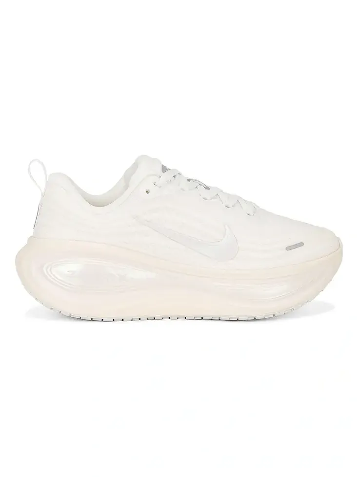 Nike Road Running Sneaker